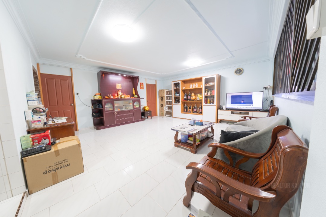 (Category: ) located in . Submitted by realtormun_ (Listing ID 1398641037, Image 1). Description: .