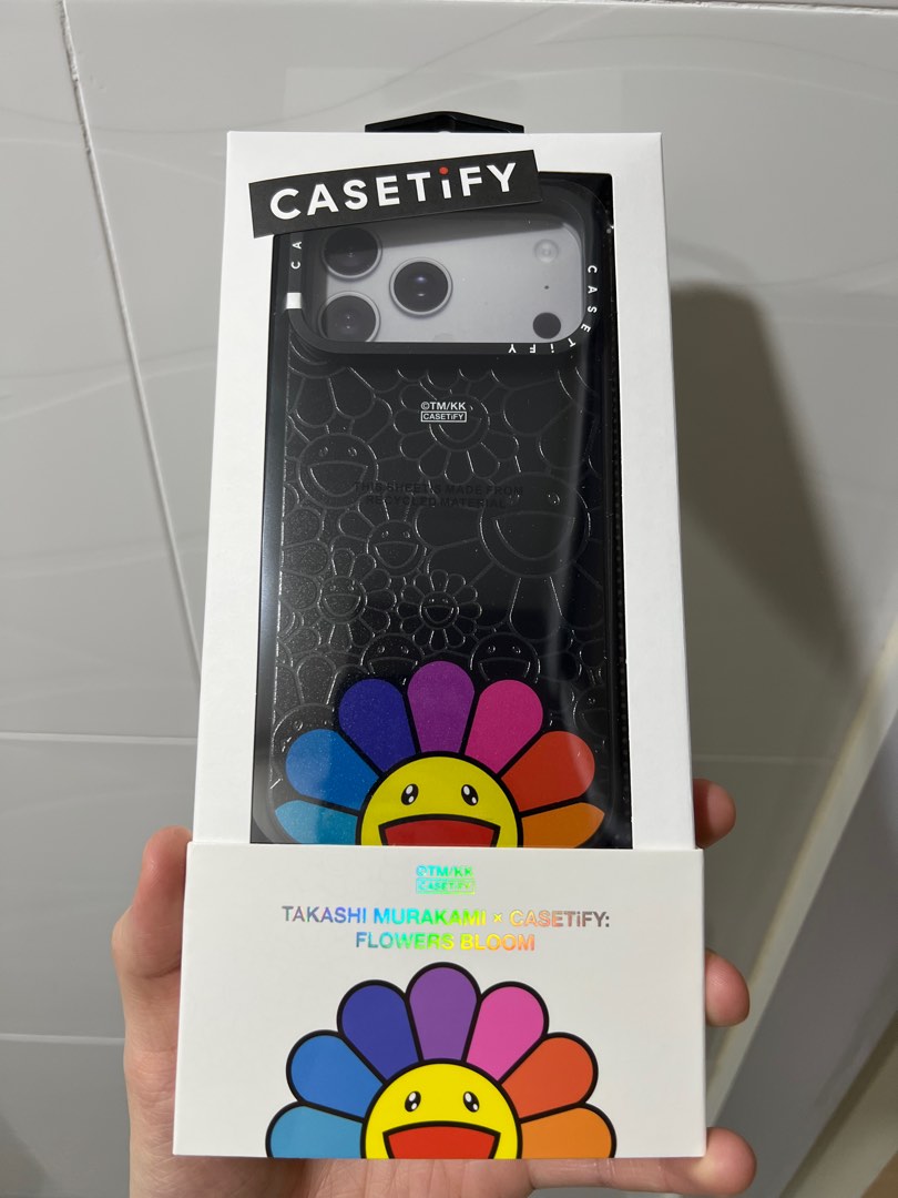 Casetify 村上隆Iphone17ProMax Case, 手提電話, 電話及其他裝置配件