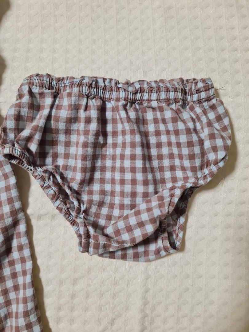 Checkered Dress (Category: Babies & Kids Fashion) located in Las Pinas. Submitted by thegentlethread (Listing ID 1398645807, Image 2). Description: Brand: Genuine Kids 12M on tag.