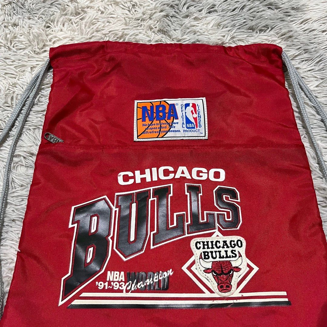 Chicago Bulls NBA Draw String Bag (Category: Backpacks) located in Marikina City. Submitted by wayupcollective (Listing ID 1398694159, Image 2). Description: Chicago Bulls NBA Draw String Bag Excellent condition Signs of usage Measurement Length: 17” Width: 13” .