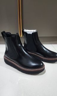 (Kategori: ) berada di . Dikirim oleh secondlemari (ID iklan 1398641589, Gambar 1). Deskripsi: .