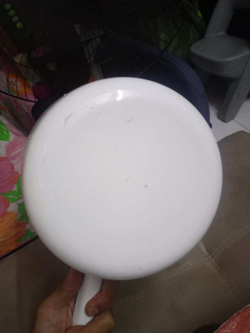 Corning ware (Category: Cookware & Accessories) located in Manila. Submitted by raymund2501 (Listing ID 1398550397, Image 3). Description: for sale Corning Ware kaserola issue wlang takip good condition.