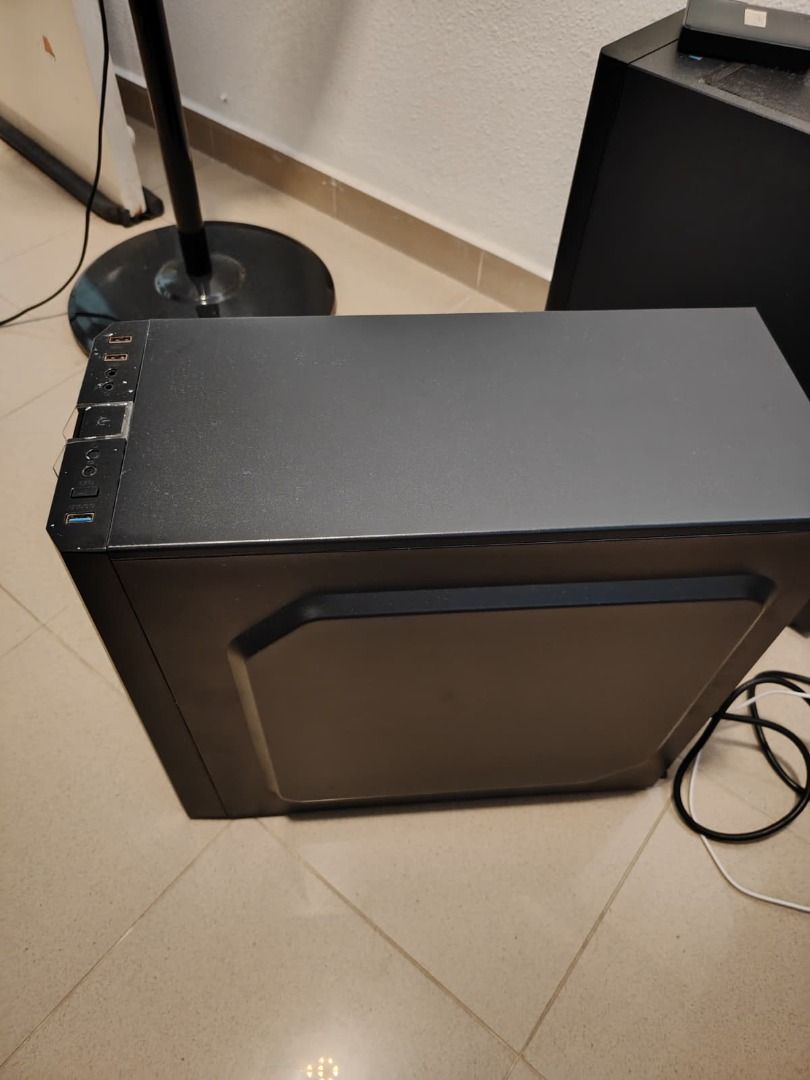 Custom Desktop Gaming PC