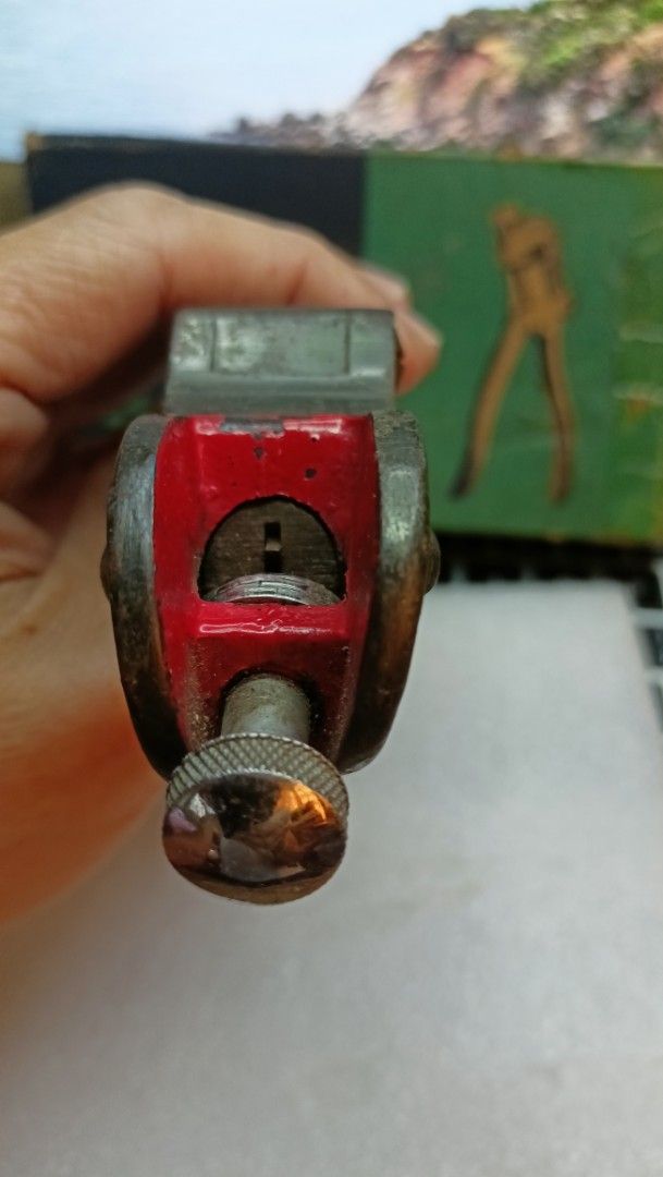 Eclipse 77 Saw Set (Category: Construction Tools & Equipment) located in Quezon City. Submitted by raffy. (Listing ID 1398550761, Image 3). Description: Vintage Eclispe No. 77 hand saw tooth setter. The red paint indicates that this can be use for dovetail saw fine hammer Produces an accurate tooth set on most types of wood cutting handsaws, ideal for tradtional saws where the teeth angle needs to be re-set (Excluding saws with hardened teeth)..