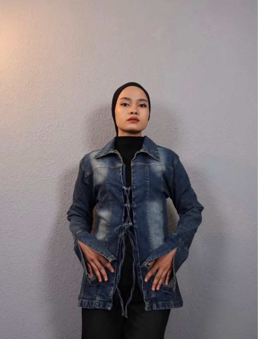 Eclipse Denim Jacket (Category: Blouses) located in Kuala Lumpur. Submitted by ayeshamzn (Listing ID 1398644263, Image 2). Description: - Eclipse denim jacket - Unique tie-up design - Classic collar - Long sleeves - Flattering fit - Perfect for layering.
