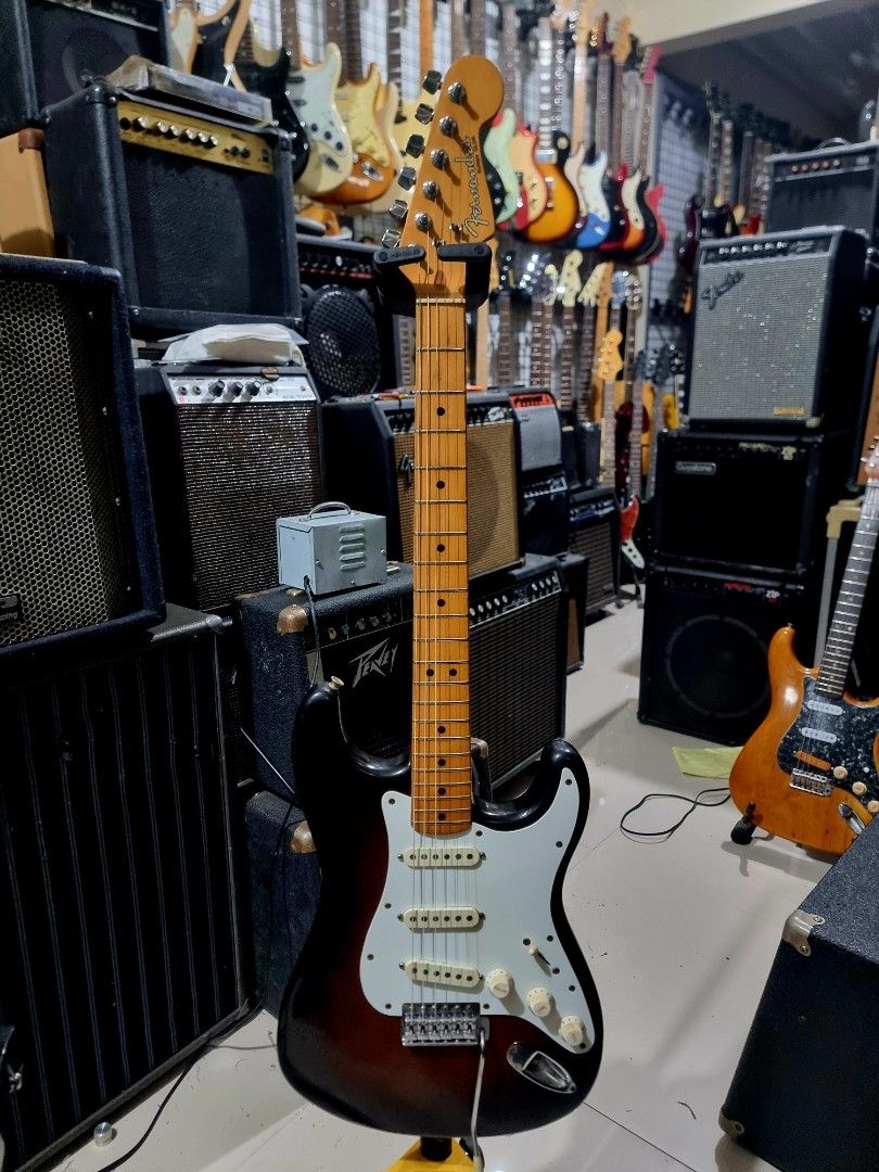 Fernandes burny olds (Category: Musical Instruments) located in Binan City. Submitted by jamrock.music (Listing ID 1398673033, Image 1). Description: vintage japan Fernandes stratocaster good working condition 28k only "JAMROCK MUSIC STORE" JAPAN MUSICAL INSTRUMENTS location📍ST FRANCIS 7 SAN ANTONIO BIÑAN LAGUNA 📌pin@waze/googlemap JAMROCK Music store st paul project 4 biñan laguna the shop is closed by appointment for pick up only.please let u