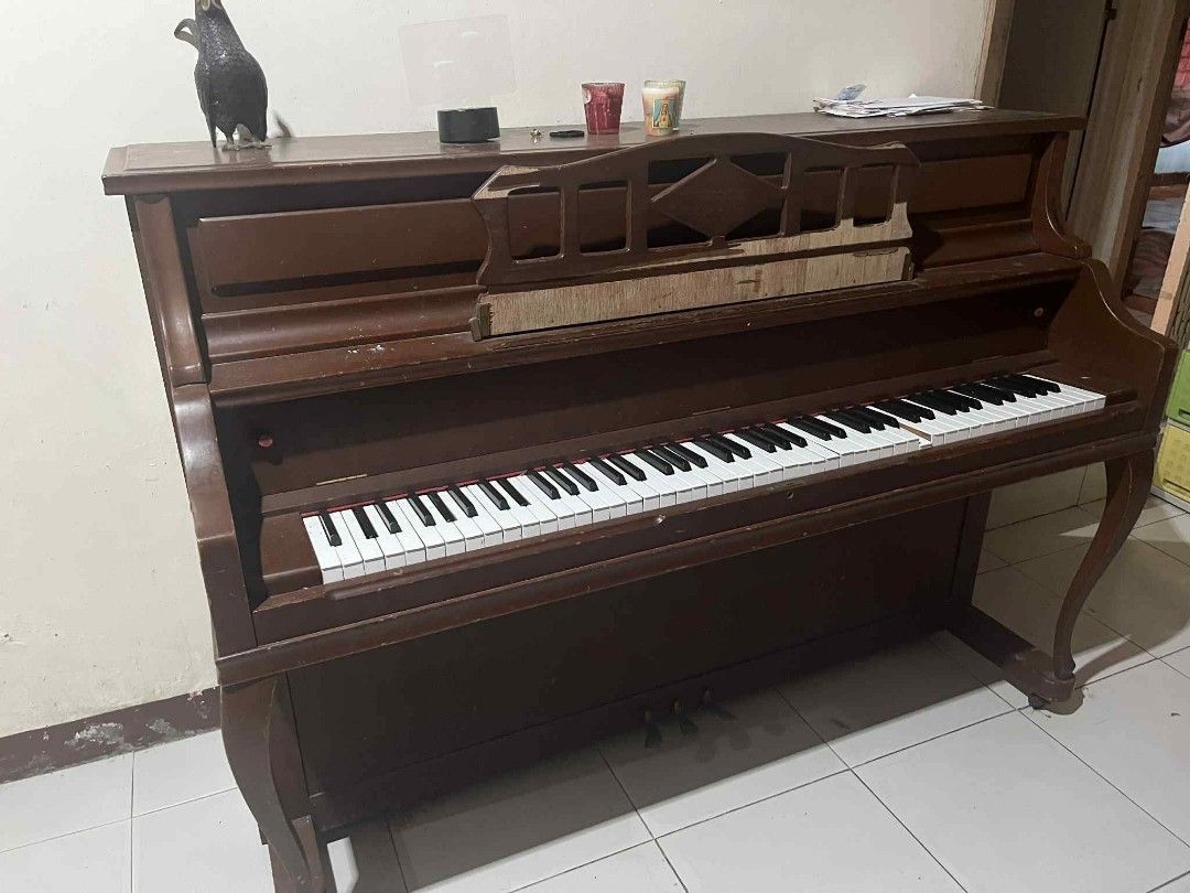 Grand Piano for Sale (Category: Musical Instruments) located in Manila. Submitted by edenelektra (Listing ID 1398551201, Image 1). Description: We are selling a 1970 antique grand Piano coz we need refunds po...sayang naman kung di mgagamit...Batangas location po kmi if you need to check po.