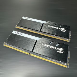 G.Skill DDR4 32GB 3600MHz TridentZ RGB # Memory RAM64175535212417110