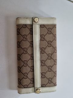 (Kategori: ) berada di . Dikirim oleh disneyquin (ID iklan 1398553657, Gambar 1). Deskripsi: .