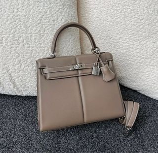 (Category: ) located in . Submitted by yourauthenticseller (Listing ID 1398605815, Image 1). Description: .