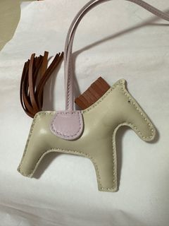 （分類：）位於 。 由 meip0 提交（商品編號 1398619702，圖片 1）。簡介： 。