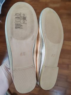(Category: ) located in . Submitted by declutter_sarah (Listing ID 1398543049, Image 1). Description: .