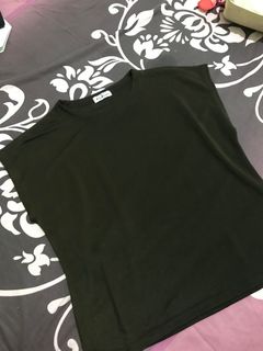 (Kategori: ) berada di . Dikirim oleh clotes.second_ (ID iklan 1398550135, Gambar 1). Deskripsi: .