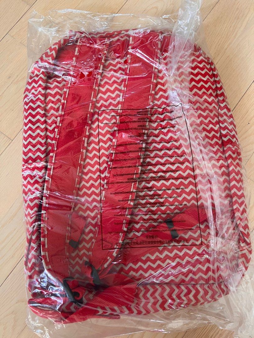 Kipling backpack （分類：背囊）位於 Hong Kong。 由 blueblue.b 提交（商品編號 1398563476，圖片 2）。簡介： 全新Kipling backpack 。
