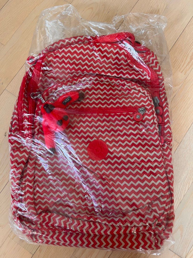 Kipling backpack （分類：背囊）位於 Hong Kong。 由 blueblue.b 提交（商品編號 1398563476，圖片 1）。簡介： 全新Kipling backpack 。