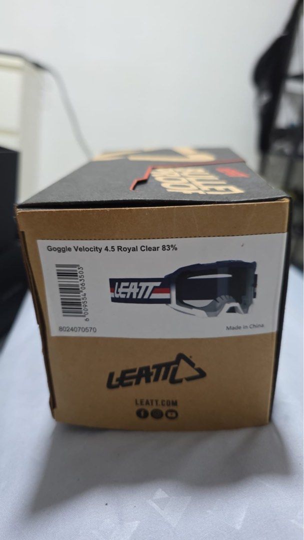 Leatt Goggle Velocity 4.5 (Category: Motorcycle Accessories) located in Singapore. Submitted by quickdolphin.96a0ea (Listing ID 1398667414, Image 2). Description: Bulletproof 170° WideVision Lens Permanent anti-fog double lens Dual-layer, anti-sweat face foam Self-draining open lower frame design allows dirt to fall from lens 40mm anti-slip coated strap OTG – Over-the-glasses fit Tear-Off ready with posts Bulletproof lens tested to: ANSI Z87.1-20