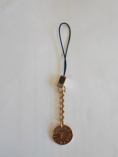（分類：）位於 。 由 applechan9999 提交（商品編號 1398618769，圖片 1）。簡介： 。