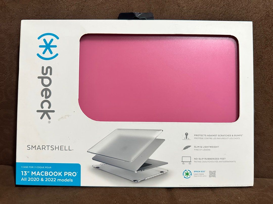 Macbook Pro 13" Speck Cover (Category: Laptops & Notebooks) located in San Pablo. Submitted by brattyfinds (Listing ID 1398532019, Image 1). Description: Macbook Pro 13" Speck Smartshell Sleeve Brand new Wrong item bought, buying for Macbook 13" Please respect post 👌🏼.