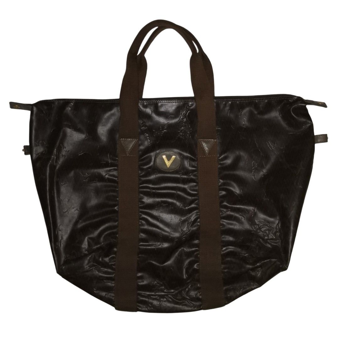 Mario Valentino Duffle Bag (Brown) (Category: Luxury Bags & Wallets) located in General Mariano Alvarez. Submitted by hundred_lives (Listing ID 1398616960, Image 1). Description: Mario Valentino Duffle Bag (Brown) Authentic Original ***Or Best Offer Wins*** Tags: burberry fendi mcm givenchy yohji yamamoto rick owens prada dolce & gabbana channel gucci hermès balenciaga valentino ralph lauren lacoste ysl bottega veneta givenchy bally y3 maison mar