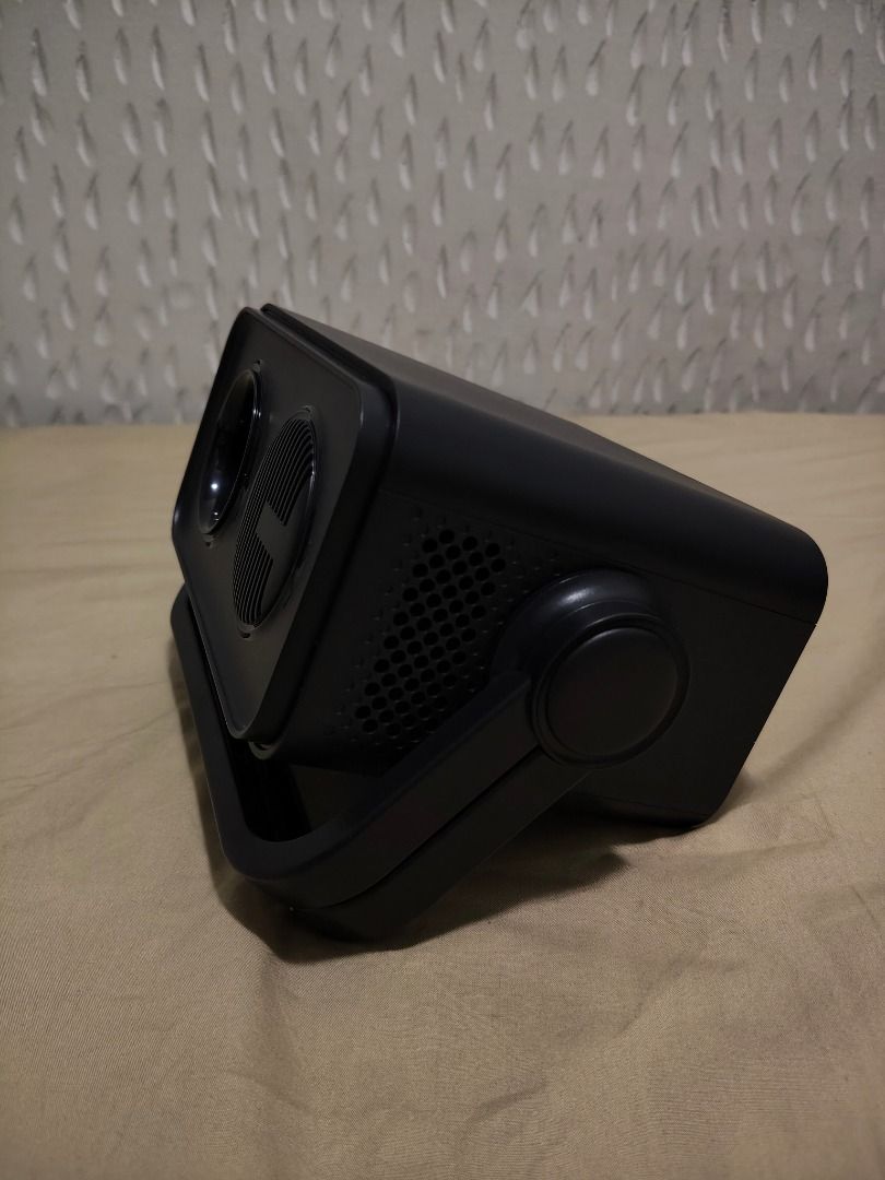 Mini projector (Category: Projectors) located in Las Pinas. Submitted by salvalancer (Listing ID 1398658291, Image 3). Description: Almost brand new. Reason for selling, thinking to buy new one. In good condition. This projector don't have wifi. .