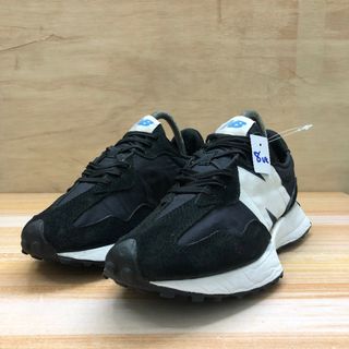 New Balance Collection item 3