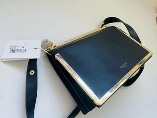 （分類：）位於 。 由 beckylam614 提交（商品編號 1398570866，圖片 1）。簡介： 。