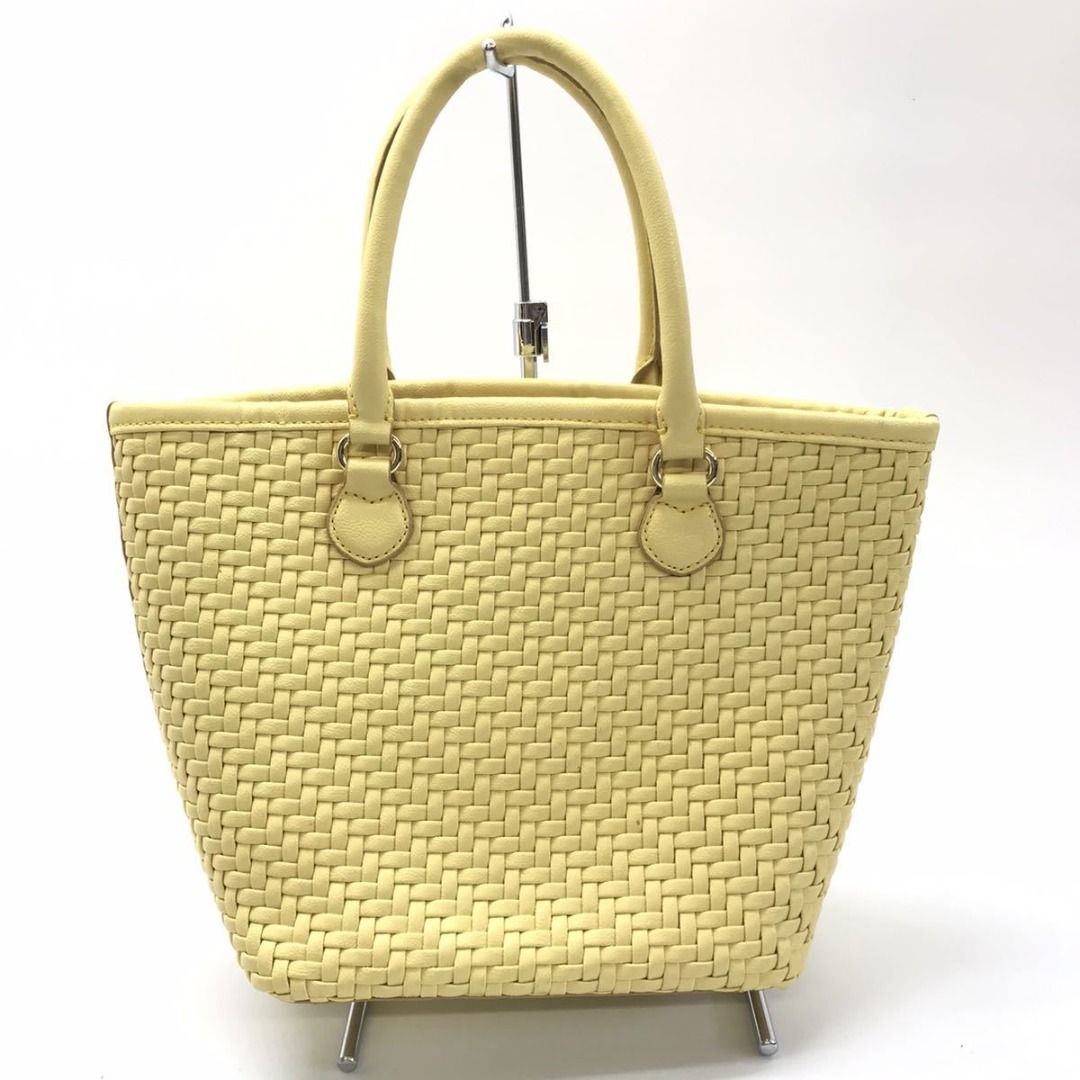 Original Authentic Banana Rep Bucket Yellow Bag (Category: Tote Bags) located in Paranaque City. Submitted by iveskixs (Listing ID 1398602082, Image 3). Description: Original Authentic Banana Republic Yellow Braided Tote Bag Brand: Banana Republic Size: Approx. 22cm wide x 24cm long x 15.5cm deep Purchased in Japan Authenticity Guaranteed! - Colors may appear differently depending on your monitor settings - We do not handle imitations or counterf