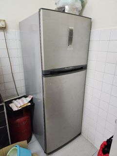 (Category: ) located in . Submitted by PYC2023 (Listing ID 1398669418, Image 1). Description: .