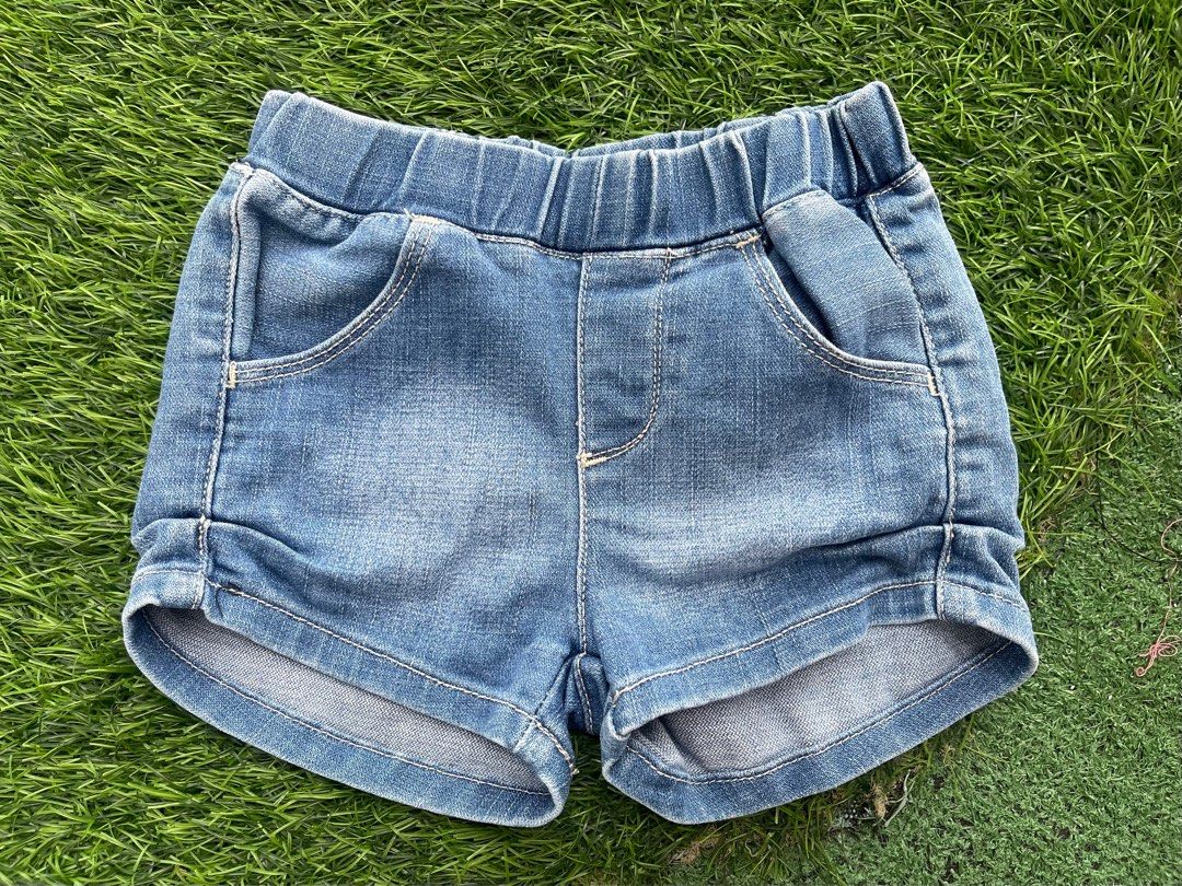 preloved kids denim shorts (Category: Babies & Kids Fashion) located in Quezon City. Submitted by nanaytin (Listing ID 1398530585, Image 1). Description: 2t in tag fits 2-3yr old.