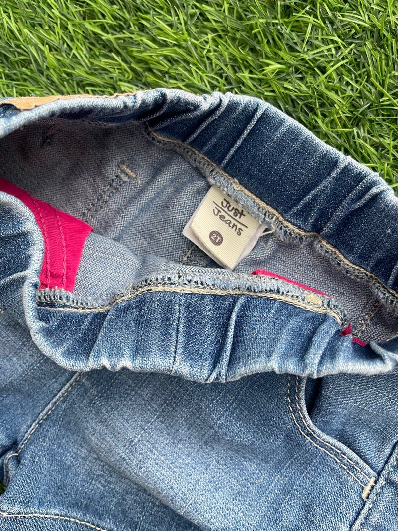 preloved kids denim shorts (Category: Babies & Kids Fashion) located in Quezon City. Submitted by nanaytin (Listing ID 1398530585, Image 2). Description: 2t in tag fits 2-3yr old.