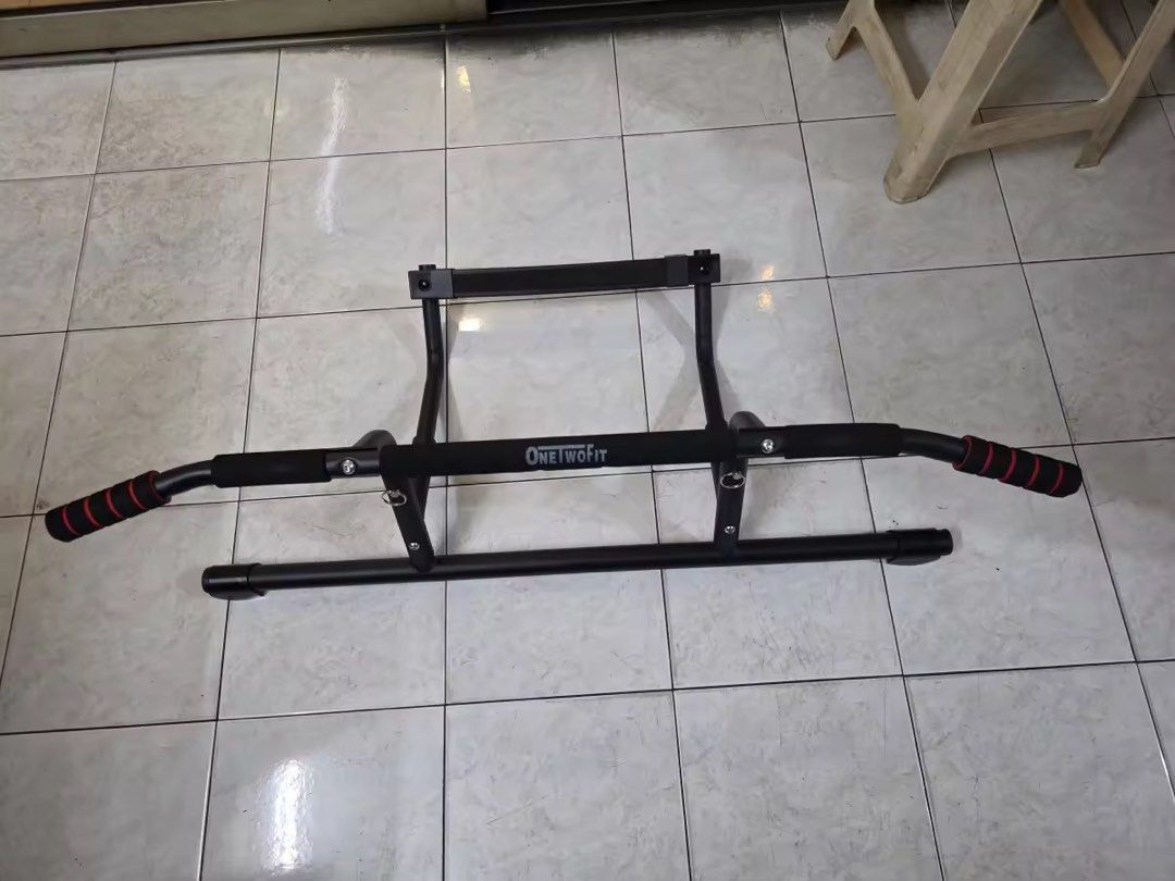 Pull up bar (door) (Category: Cardio & Fitness Machines) located in Kemaman. Submitted by hanifmastura (Listing ID 1398540413, Image 1). Description: Hi, nak letgo pull up bar. Jual sebab tak sesuai dengan pintu bilik. Harga boleh nego Specification: Brand : OneTwoFit Product specifications: 101.6cm*(25.6~31.2cm)*(24.2~28.8cm) Packing volume: 104cm*32cm*6cm Material: steel, foam Maximum load: 330lbs (150kg) Weight: 5.2kg.