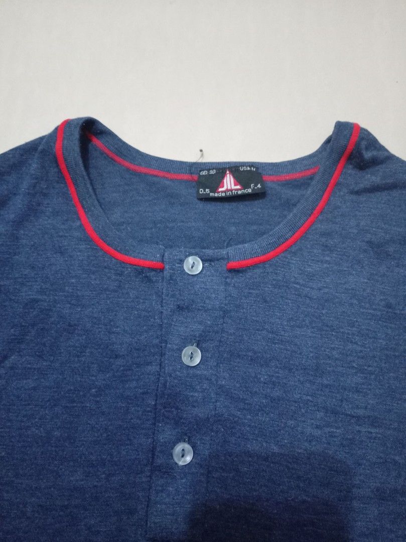 Ringer (Category: Activewear) located in Batu Pahat. Submitted by abrysham7281 (Listing ID 1398643753, Image 3). Description: Kondisi Baik Saiz M 19.5x26.5 Cotton Tag JIL.