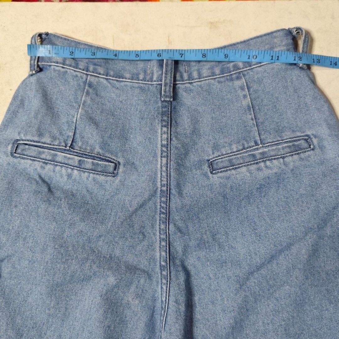 Size 24-27 Godzilla Pants (Category: Jeans) located in Quezon City. Submitted by reformistfixedfit_onig (Listing ID 1398533650, Image 2). Description: Godzilla Pants Size : 24-27 See images for measurements MODEL: 5"6 57KG Mine: 400 + shipping fee NO ISSUES! MUST HAVE! EXCELLENT CONDITION! GOOD FABRICS! GOOD FOR FITTINGS! GOOD FOR Y2K! GOOD FOR EVERYDAY USE! HARD DENIM! READY TO WEAR!.
