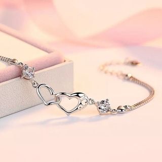 Swarovski 愛心手鍊 💗 Heart bracelet 可調節長度🦢100%全新未使用過,附原裝盒包裝💝 施華洛世奇 🦢100% New with package. High Quality💯64242491881603110