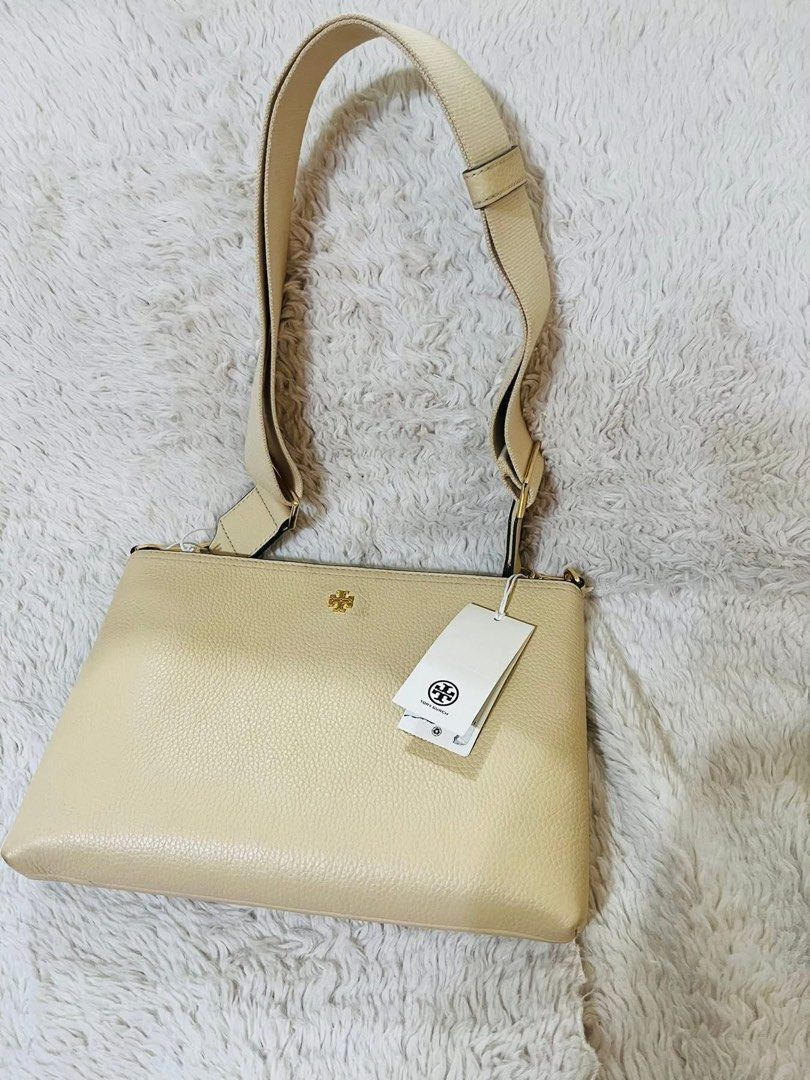 Tory Burch Blake Medium Pebbled leather Top-Zip swingpack (Category: Luxury Bags & Wallets) located in Rizal. Submitted by arlynazanion16 (Listing ID 1398563352, Image 1). Description: .