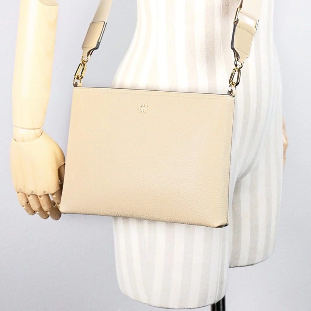 Tory Burch Blake Medium Pebbled leather Top-Zip swingpack (Category: Luxury Bags & Wallets) located in Rizal. Submitted by arlynazanion16 (Listing ID 1398563352, Image 3). Description: .