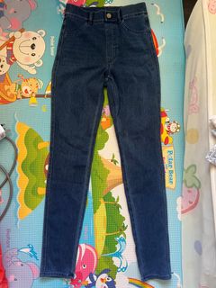 (Category: ) located in . Submitted by yun0410 (Listing ID 1398556146, Image 1). Description: .