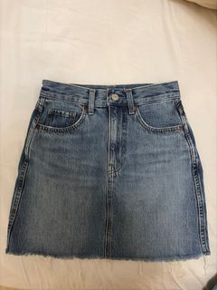 Uniqlo 短身牛仔裙64181067259778110