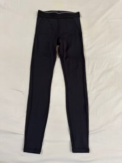 (Category: ) located in . Submitted by cece_closet (Listing ID 1398582418, Image 1). Description: .