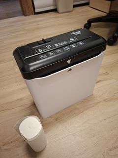 Compact Paper Shredder (Suitable for Office and Home)64192572455042110
