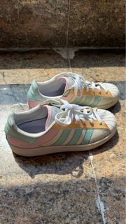 adidas gazelle silver green womens Big Kids adidas Superstar Shoes White HR0317
