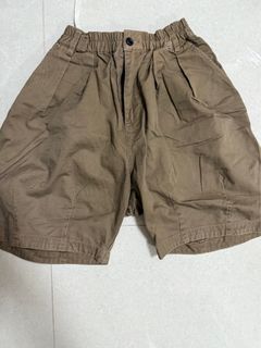 ARSIUSL 卡其色短褲64191658115841110