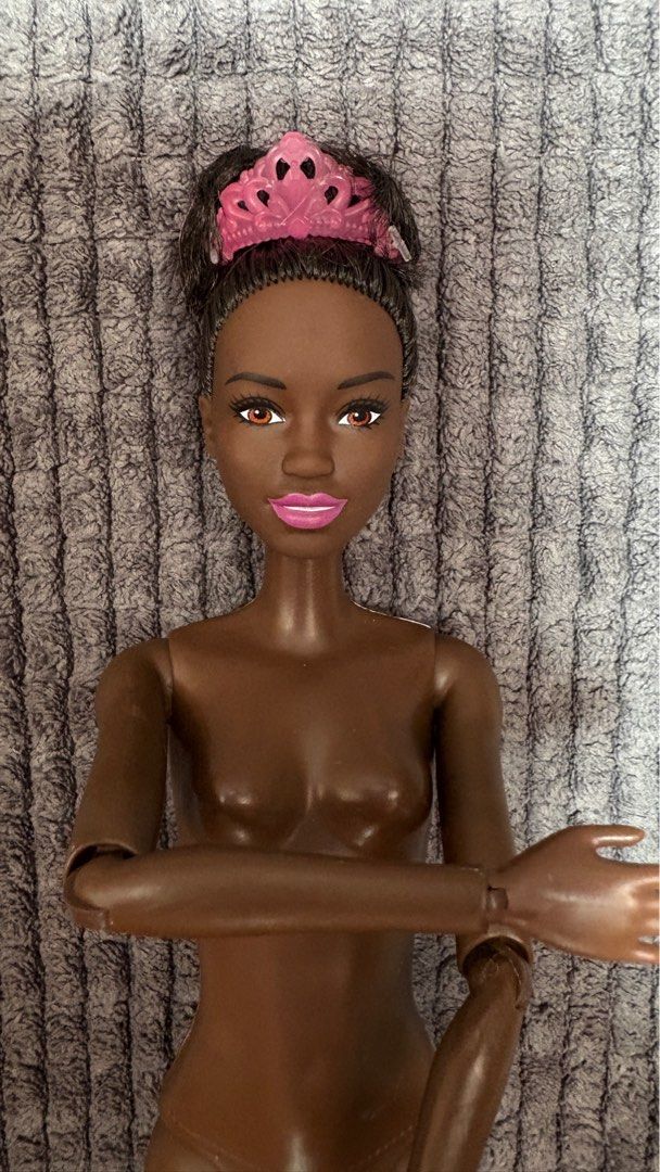 Barbie black articulated doll (Category: Kids Toys) located in Echague. Submitted by tentenheartph (Listing ID 1398862882, Image 2). Description: Preloved from US WYSIWYG still tight joints no shoes no shoes please manage your expectations buy at your own risk .