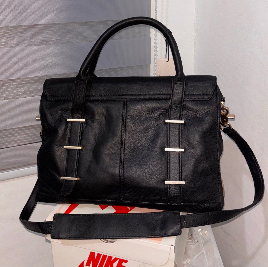 Botkier Mini Cobble Satchel Black (Category: Luxury Bags & Wallets) located in Bago City. Submitted by christiaaan0515 (Listing ID 1398761015, Image 2). Description: Botkier shoulder bag/hand bag Excellent condition Width - 13.5 Length - 10 No flaws.