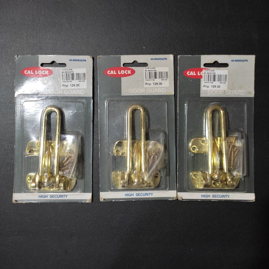 CAL LOCK Door Guard High Security (Category: Locks, Doors & Gates) located in Valenzuela. Submitted by tbpsurplus_ (Listing ID 1398811613, Image 2). Description: CAL LOCK Door Guard High Security - 60 pesos each na lang - take all 150 pesos - brand new po ito - complete screws --------------------------------------------------- Location: Dalandanan, Valenzuela City - Lalamove or Pick-up.
