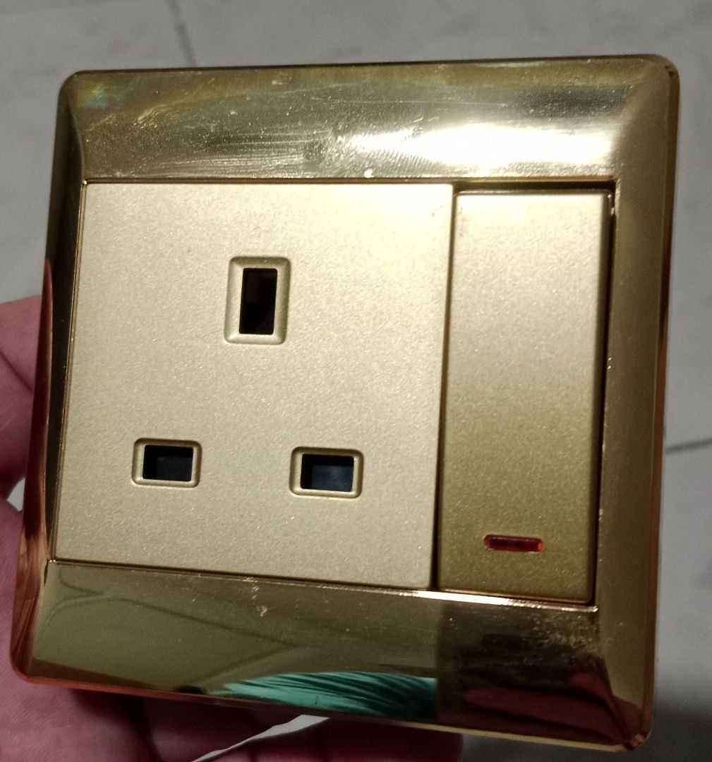 Clipsal rare gold plated single socket, TV & Home Appliances ...