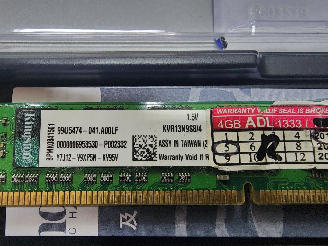 DDR3 RAM 4GB (Category: Computer Parts) located in Mandaluyong City. Submitted by carps.jm (Listing ID 1398793712, Image 3). Description: 2Pcs 4GB DDR3 RAM P400/PC - Perfect for desktop memory upgrades!.