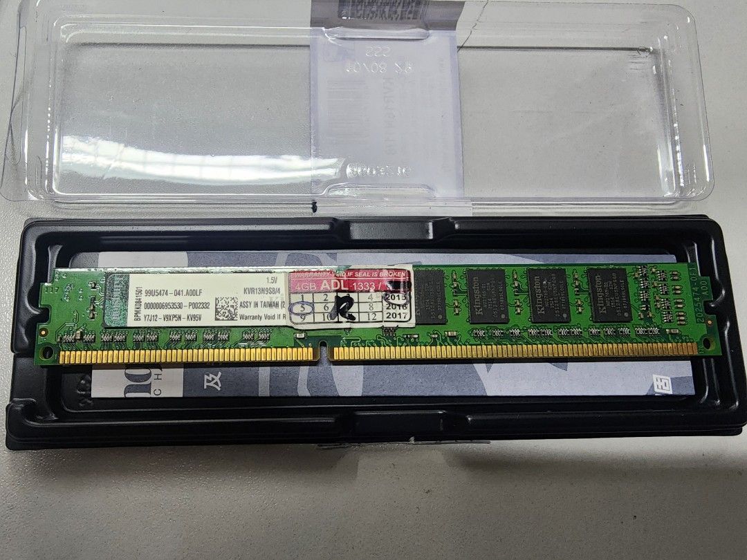 DDR3 RAM 4GB (Category: Computer Parts) located in Mandaluyong City. Submitted by carps.jm (Listing ID 1398793712, Image 2). Description: 2Pcs 4GB DDR3 RAM P400/PC - Perfect for desktop memory upgrades!.
