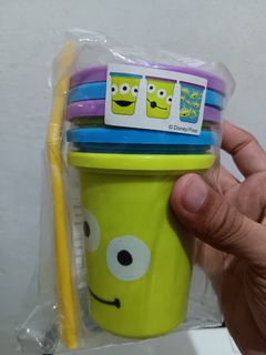 (Category: ) located in . Submitted by roshisneakerhouse (Listing ID 1398846838, Image 1). Description: .