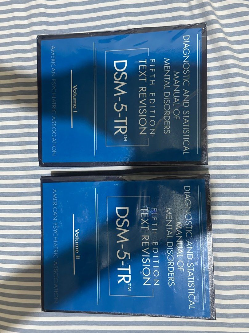 DSM 5 TR HARDBOUND (PSYCHOLOGY BOOK/BLEPP) (Category: Textbooks) located in Baguio. Submitted by yourfutureitems (Listing ID 1398755241, Image 1). Description: never used (no marks, notes, highlights) loc: baguio meetup: sm, session, bgh can ship via lbc + 250 shipping payment first.